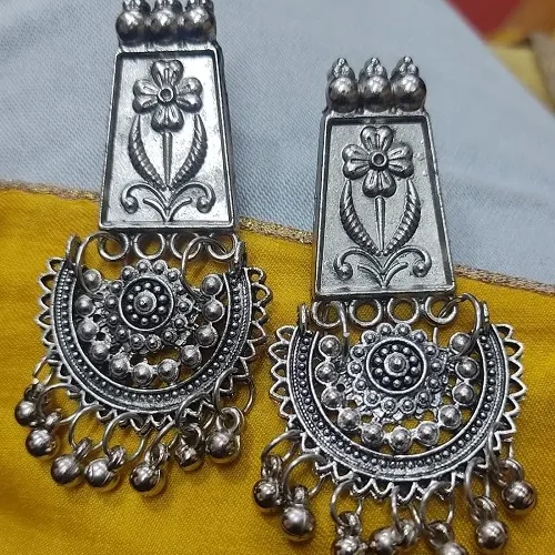 MONAL EARRING