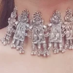 AAMNA NECKLACE