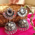 BADYA EARRING