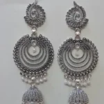 EKNOOR EARRING