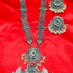 HELLI NECKLACE