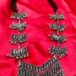 JIYANA NECKLACE