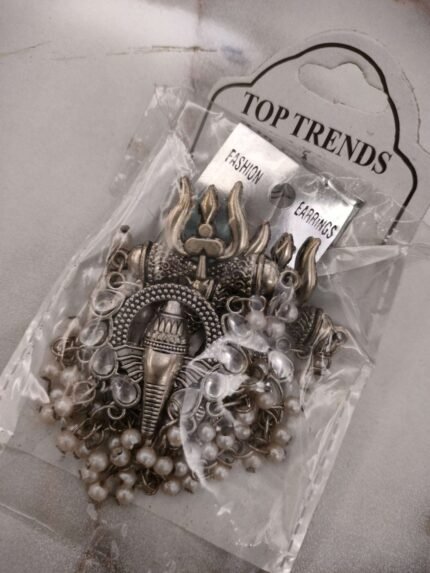 pearl ganesha earrings