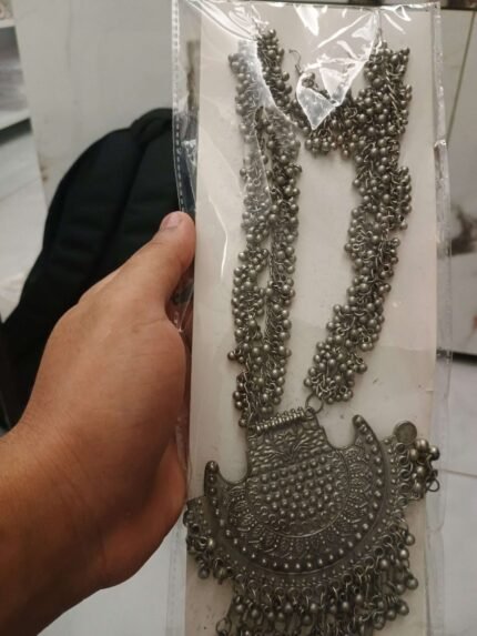 Paomava Long Necklace