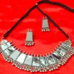 TENZI NECKLACE