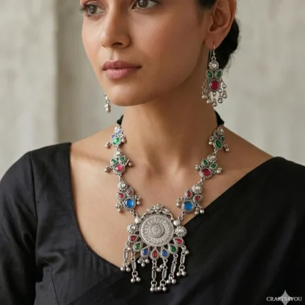 AAITA NECKLACE