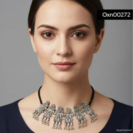 AAMNA NECKLACE