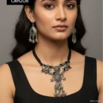 AKRITI NECKLACE