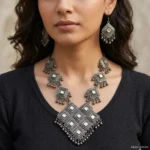 DISHA NECKLACE