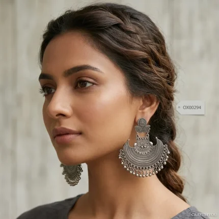 FANAK EARRINGS