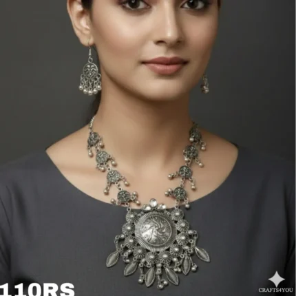 layla necklace