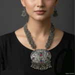 Meena Oval Necklace