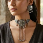 NATASHA NECKLACE
