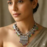 NAYSA NECKLACE