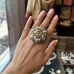 PRIA FINGER RING