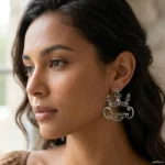 QUEEN STUDS