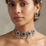SAMNA NECKLACE